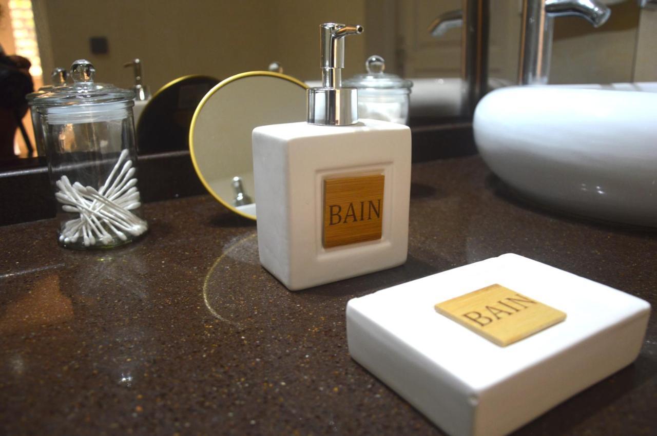 La Maison Blanche, Luxurious & Comfy 帕皮提 外观 照片